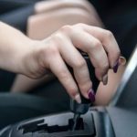 Cara Engine Brake Mobil Matic yang Benar Saat Melintasi Turunan