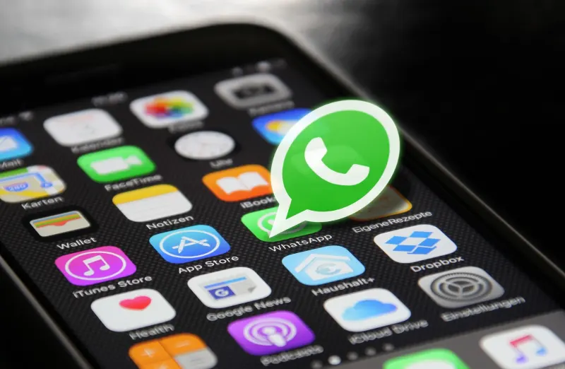 Cara Melihat Kontak yang Online Tanpa Buka WhatsApp