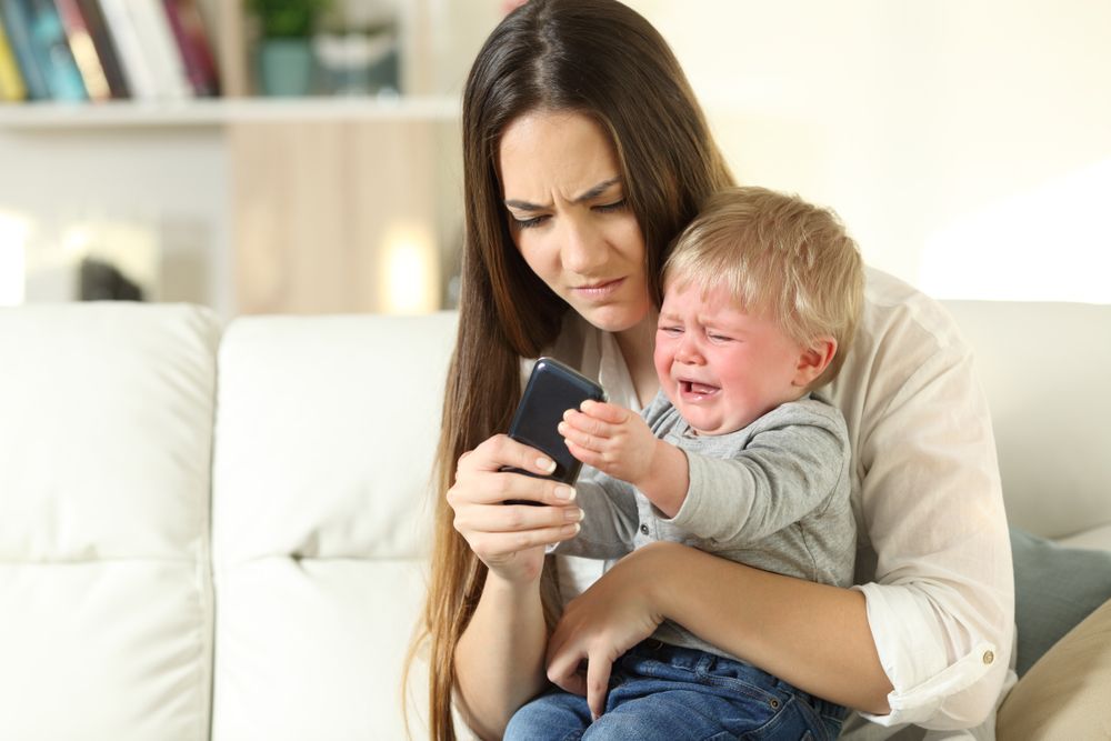 Saat Anak Tantrum, Orang Tua Perlu Tenang Sebelum Mengajak Anak Tenang